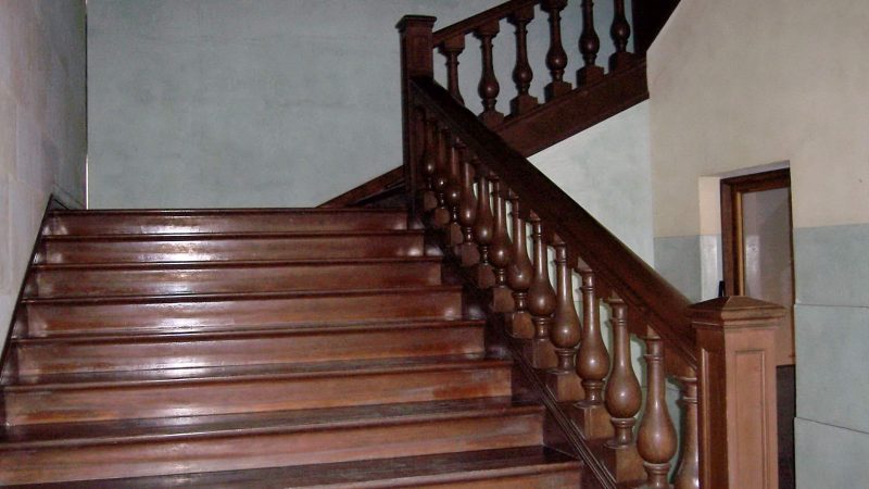Portal Limpio Escaleras
